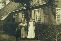 01-GS-ca.1910-Fam
